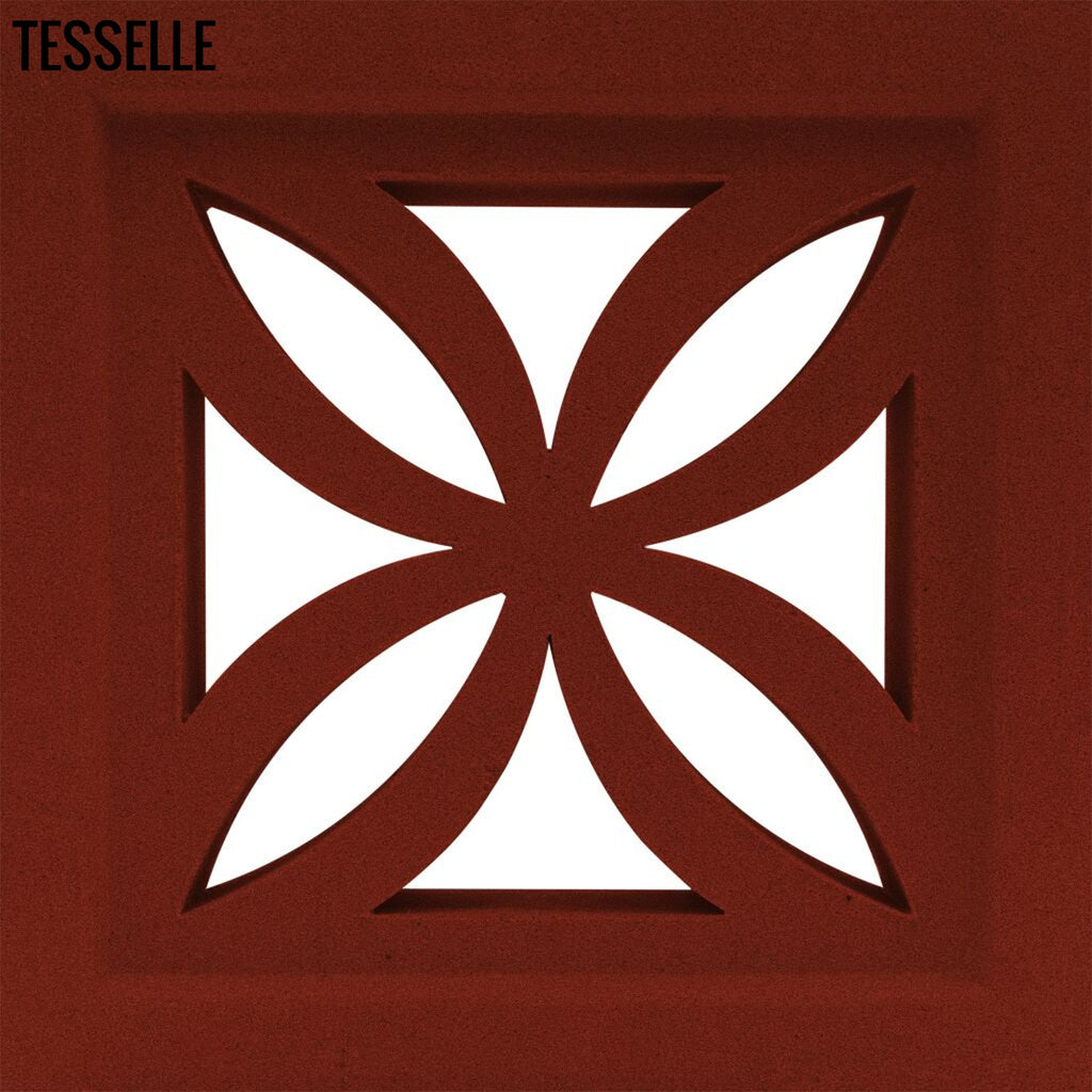 Clover Scarlet Red 7.5" Cement Breeze Block