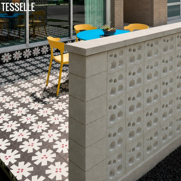 Circlet Breeze Block Wall + Tapa Flower Patio